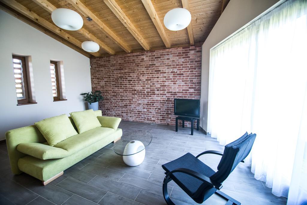 Oeregtoelgy Vendeghaz Villa Szar ภายนอก รูปภาพ